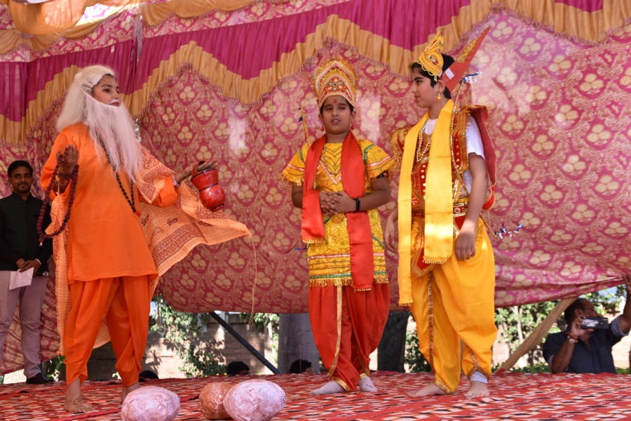 Holi Diwali Dandiya festival celebration