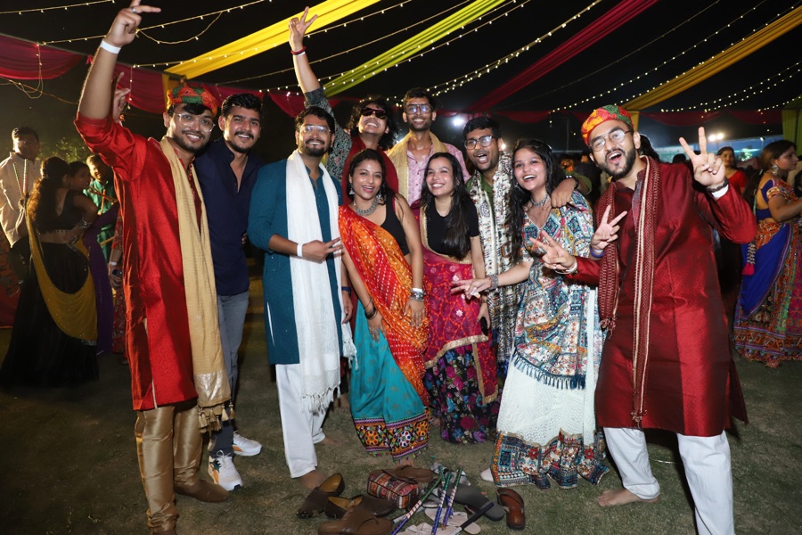 Holi Diwali Dandiya festival celebration