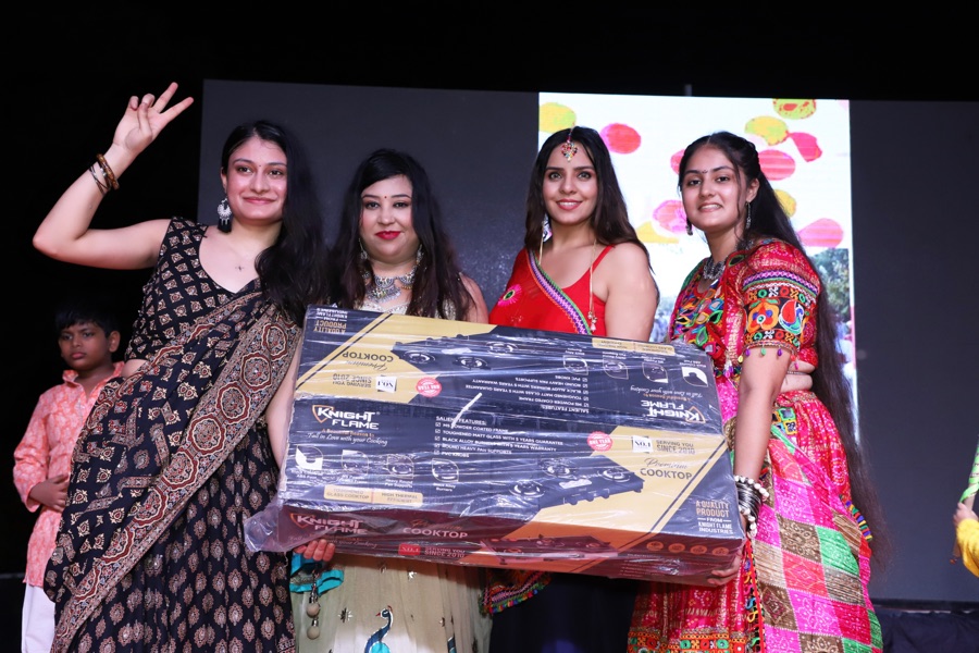 Holi Diwali Dandiya festival celebration